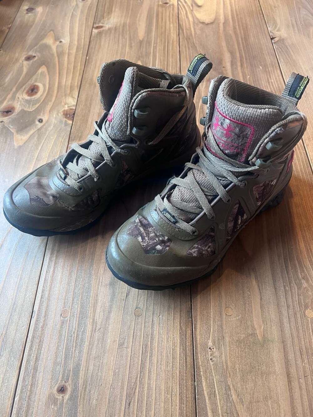 Under Armour Women's Speed Freek Chaos Gore-Tex Camo/Pink Hiking Hunting Boots
